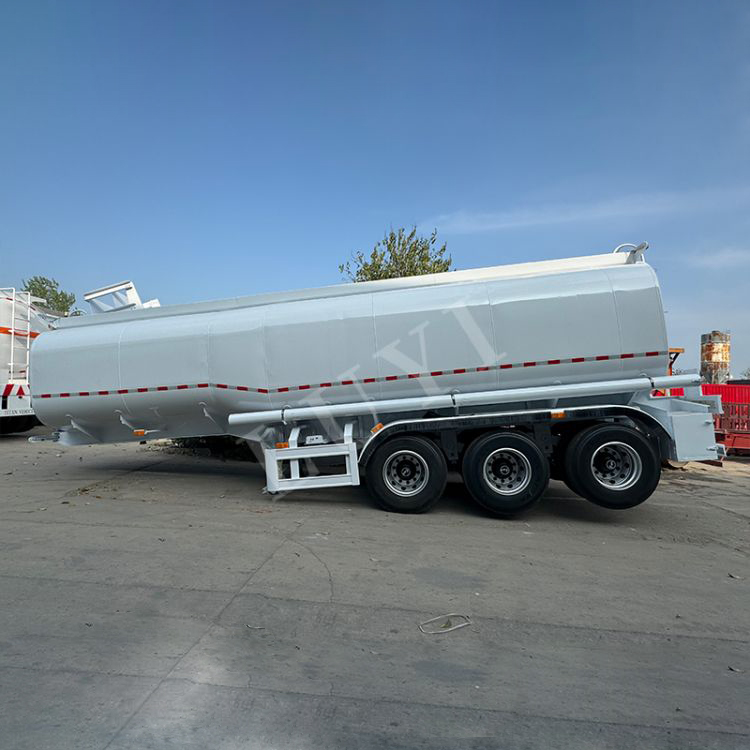 3 axle fuel tank trailer     L