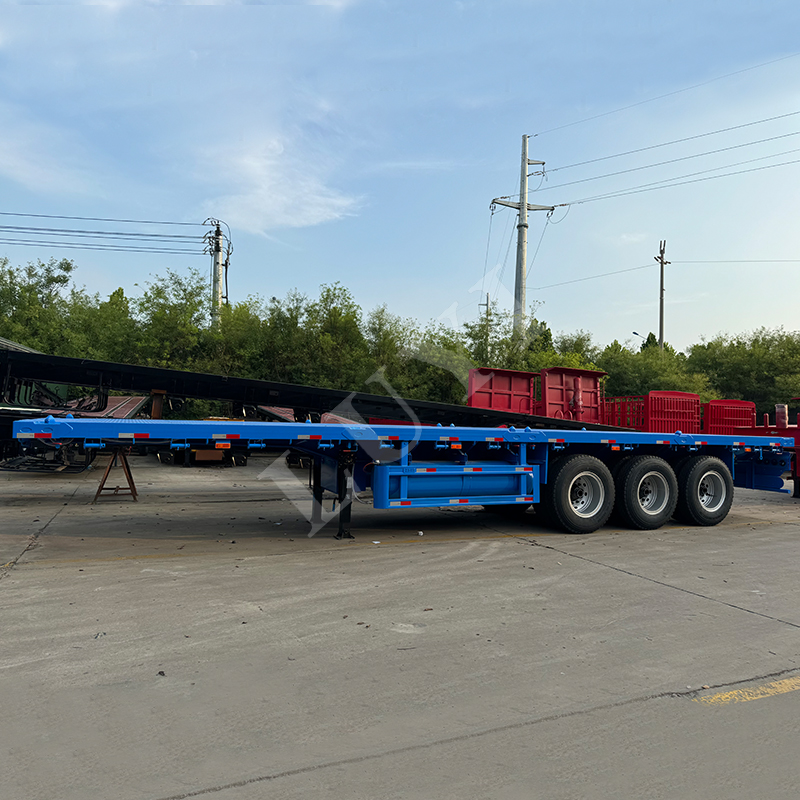 THREE-AXLE FLATBED SEMI-TRAILER CONTAINE