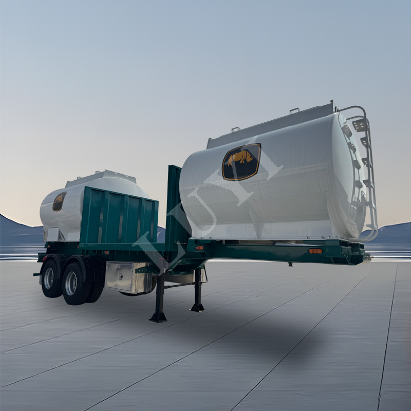 30,000 litre cargo tanker 2 AX