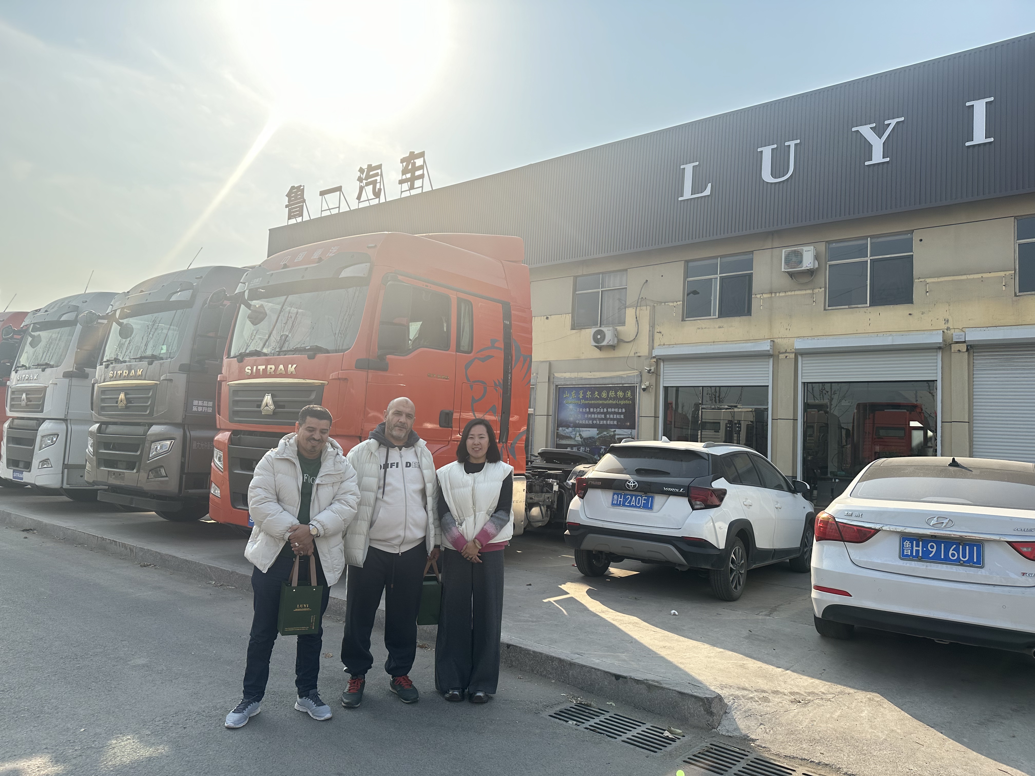 Algerian customers visit LUYI