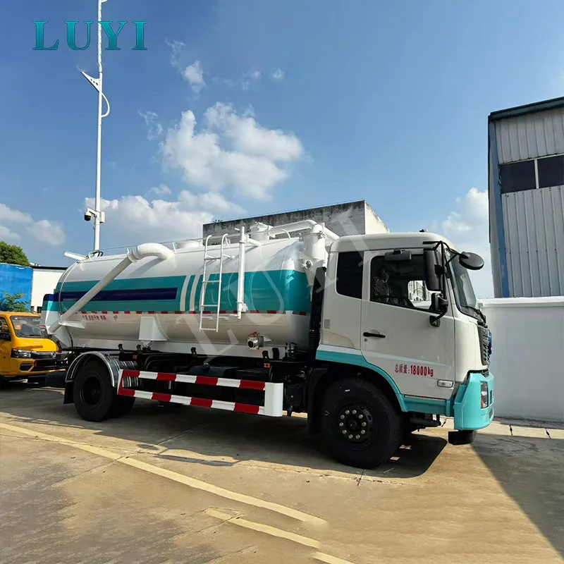 New Luyi Vacuum Cleaner Truck Heads to Uganda