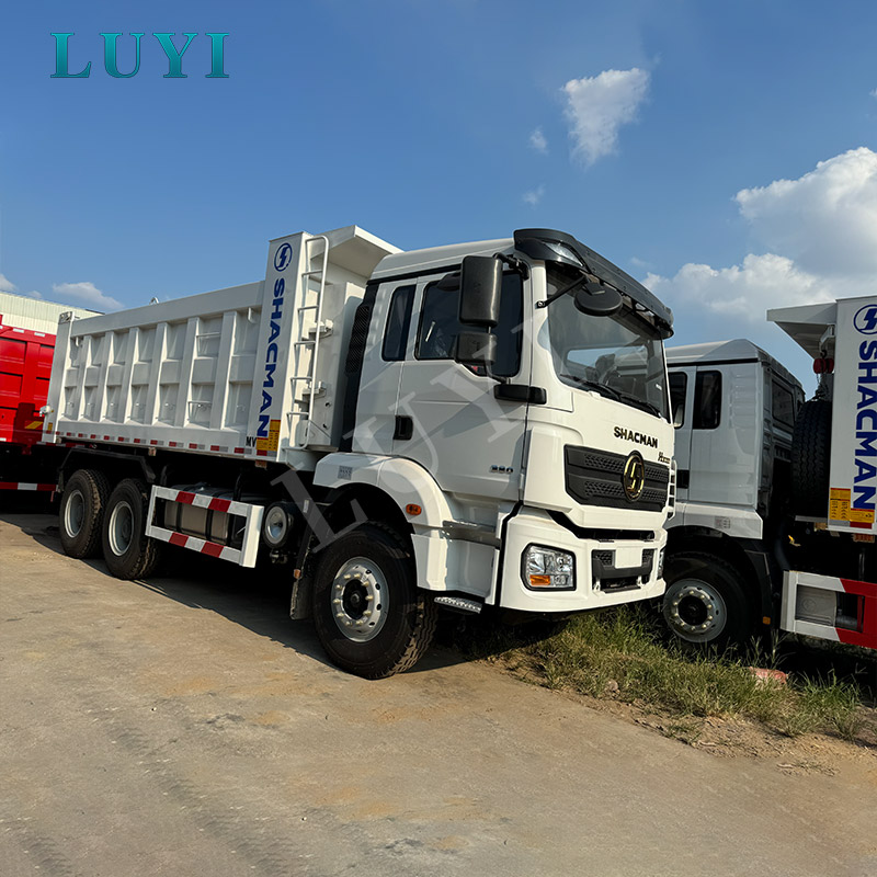 Shacman H3000 400-horsepower thickened large-capacity engineering dump truck 8x4 mining dump truck