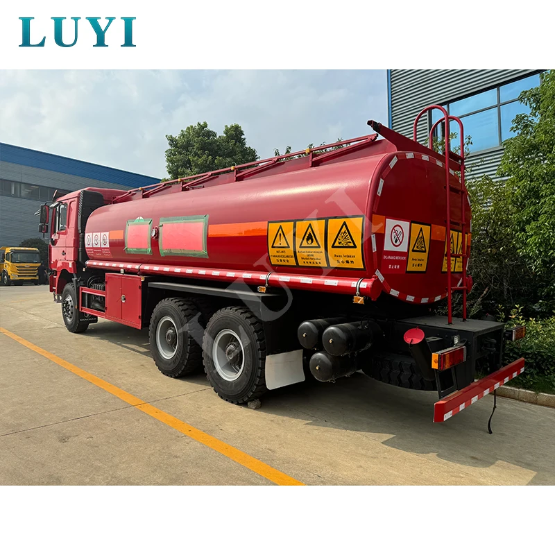 SHACMAN F3000 6x4 Petroleum Tank Truck Thickened Carbon Steel Refueling Tank Truck For Hazardous Fue