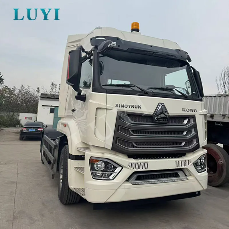 HOWO NX440HP 4X2 Tractor Truck