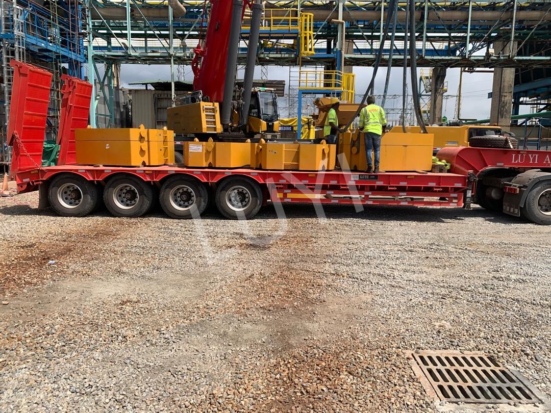 LUYI 4-Axle Low-Bed Semi-Trail